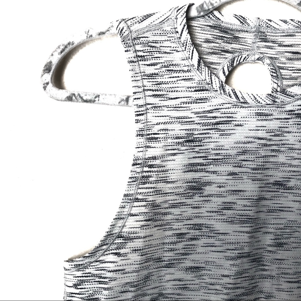 Lululemon Fast As Light Tank Tiger Space Dye 4 - Picture 5 of 15